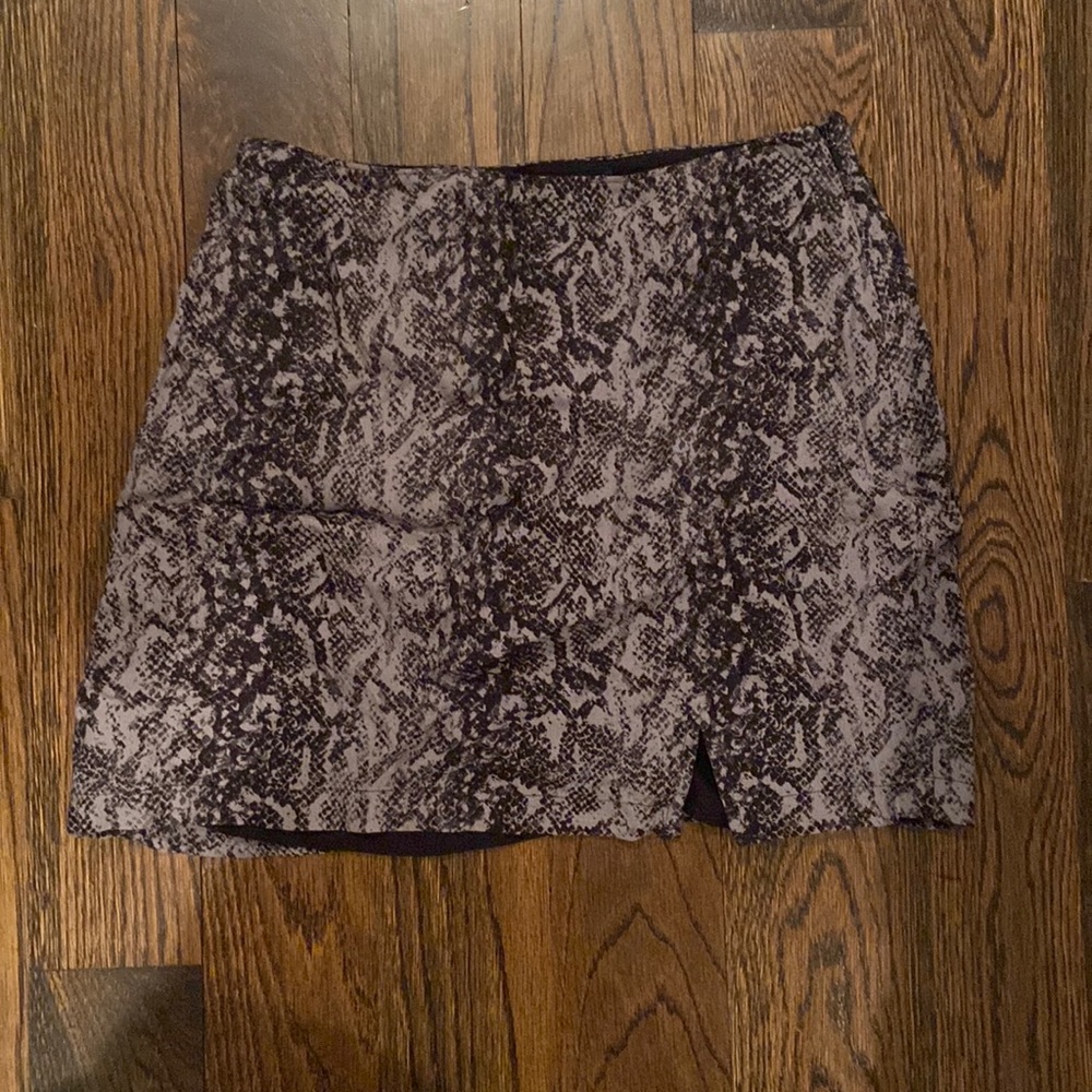 Brand new never worn Abercrombie skirt